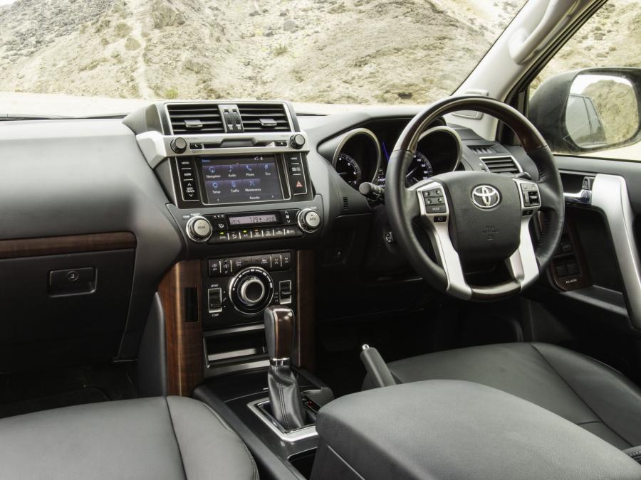  Toyota Land Cruiser Prado 2013 года  (ZA) (фото 15 из 16)